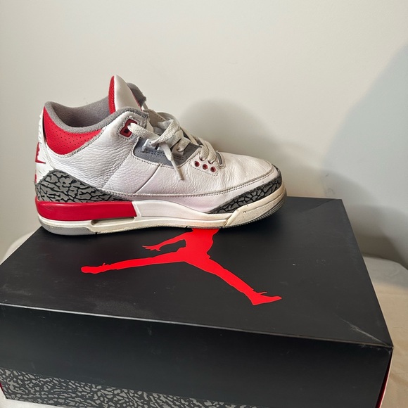 Jordan 3 Fire Red - Picture 1 of 6